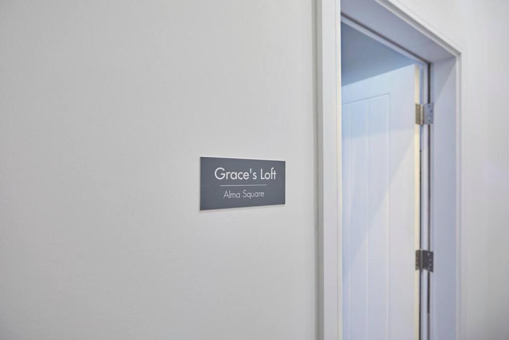 Grace's Loft - 1 Bed Scarborough